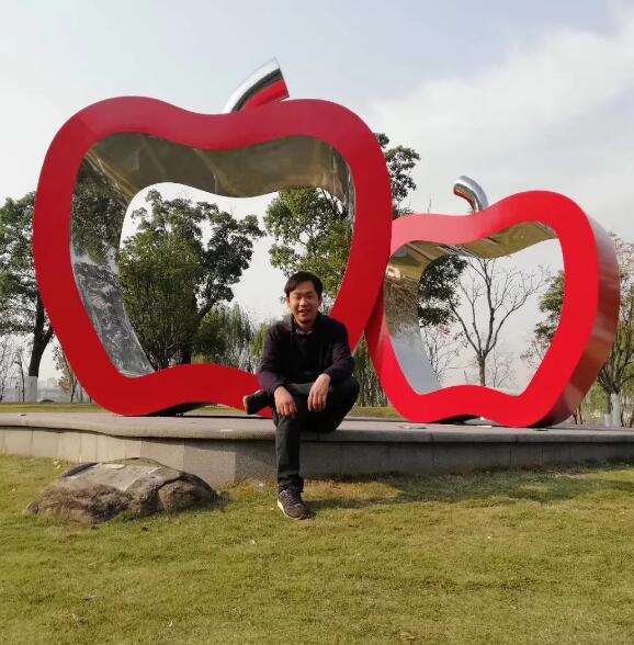 韩国大邱市政府送宁波抽象雕塑