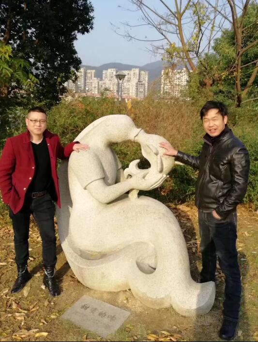 海洋雕塑之甜蜜的吻